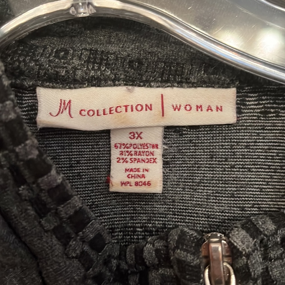 M Collection women sweatshirt. 3X - Picture 3 of 5